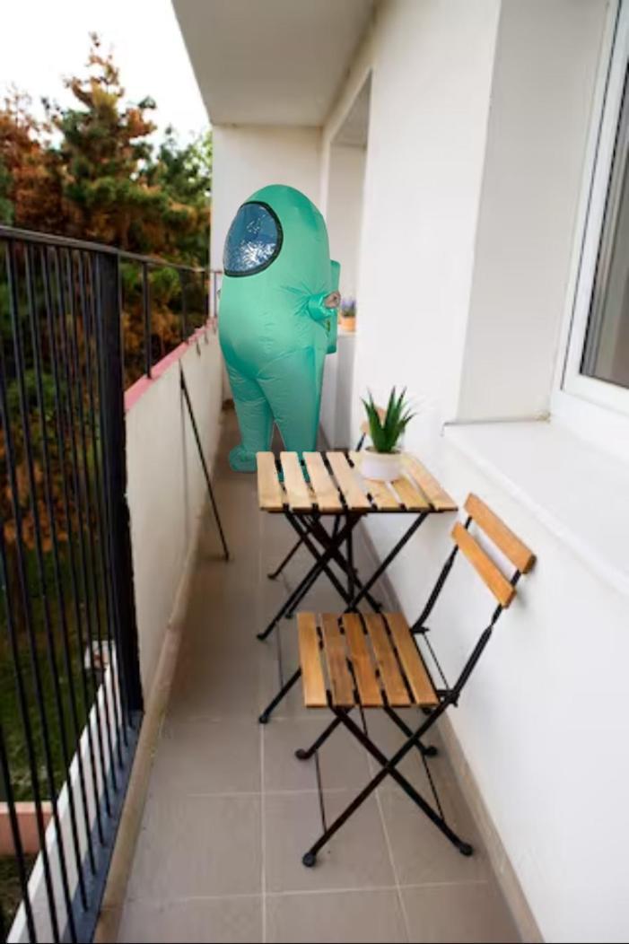 New Colorful Apartment With Big Balcony Bratislava Exteriér fotografie
